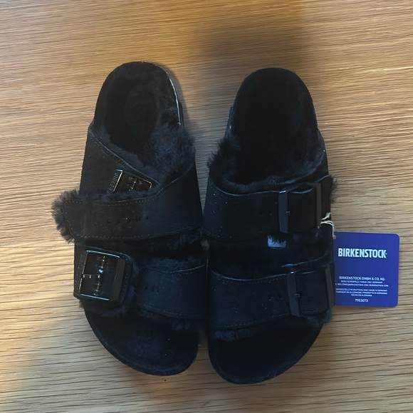 NEW IN BOX  Arizona Shearling Birkenstocks - Picture 3 of 10